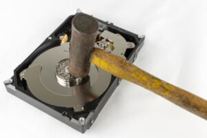 HDD破壊によるデータ消去