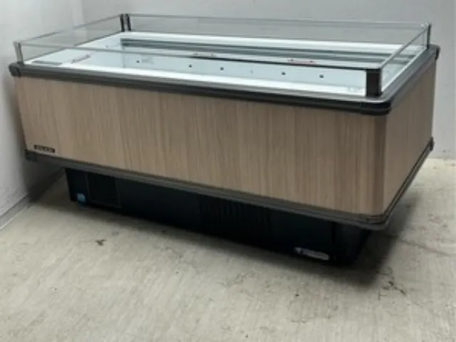 オープンショーケース